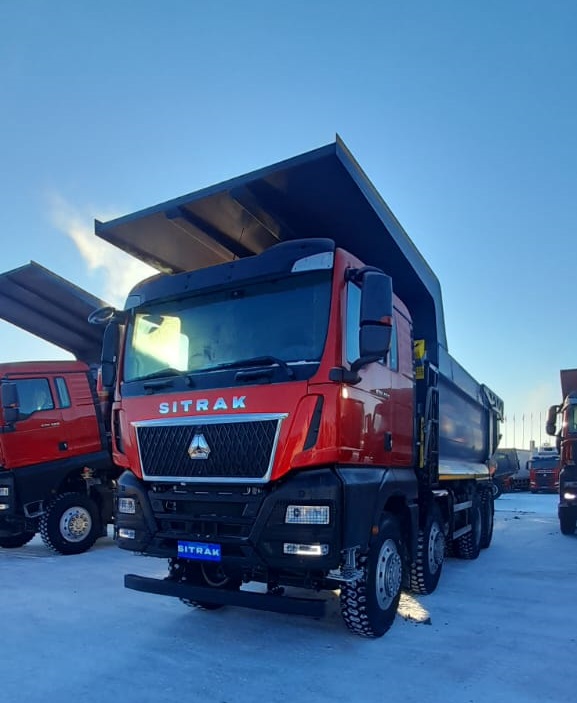 Самосвал SITRAK C7H MAX 8x4 ( ZZ3316V306ME ) / 6.15*2.3*1.65 / 23 м3 / скальный / R 24