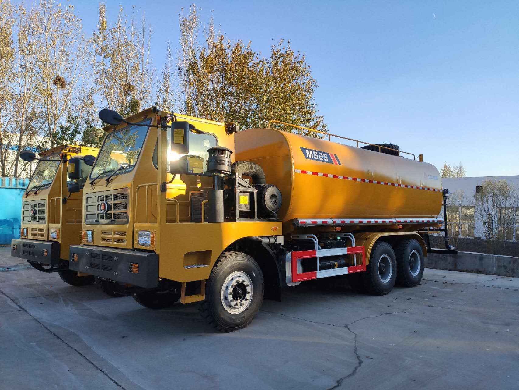 Карьерная поливочная машина LGMG MS25